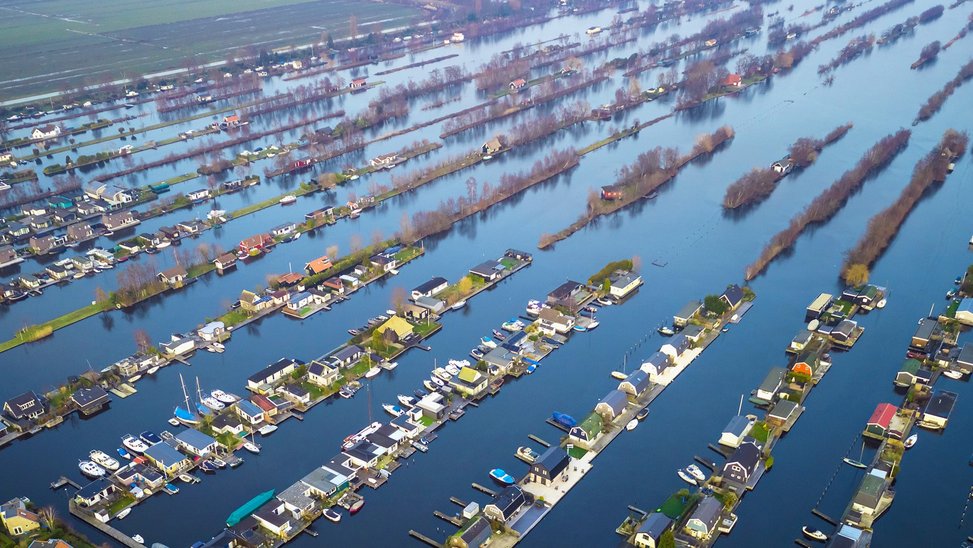 00b06537974143664c10613ced6b93ead2fb9eda04d787c844a9a6274220cba2_-_Kopie